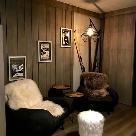 Little Apartamento Val-dʼIsère